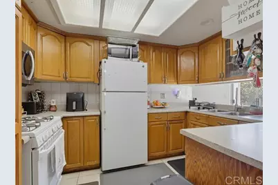 5949 Tonawanda Drive, San Diego, CA 92139 - Photo 11