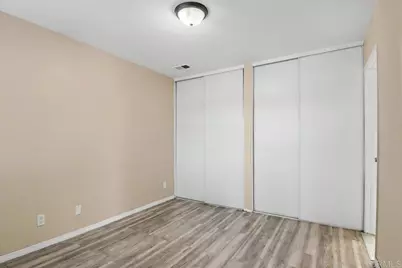 883 W San Ysidro Boulevard #10, San Ysidro, CA 92173 - Photo 9
