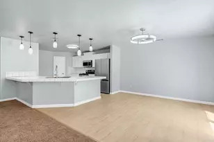 413 S Villa St, Fresno, CA 93727 - Photo 9