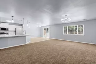 413 S Villa St, Fresno, CA 93727 - Photo 5