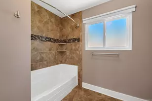 5964 Highplace Dr, San Diego, CA 92120 - Photo 17