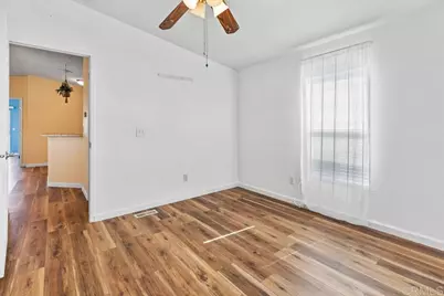 300 Thornton Dr #5, El Cajon, CA 92021 - Photo 17