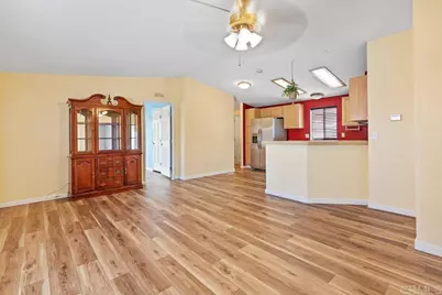 300 Thornton Dr #5, El Cajon, CA 92021 - Photo 7