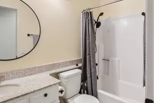 23886 Red Clover Cir, Murrieta, CA 92562 - Photo 9