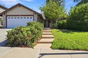 23886 Red Clover Cir, Murrieta, CA 92562 - Photo 1