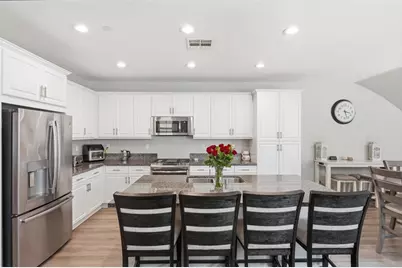 2044 Avenida Andanza, Chula Vista, CA 91913 - Photo 11