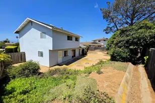 3830 Polly Ln, Carlsbad, CA 92008 - Photo 15