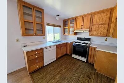3830 Polly Lane, Carlsbad, CA 92008 - Photo 5