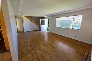 3830 Polly Ln, Carlsbad, CA 92008 - Photo 3