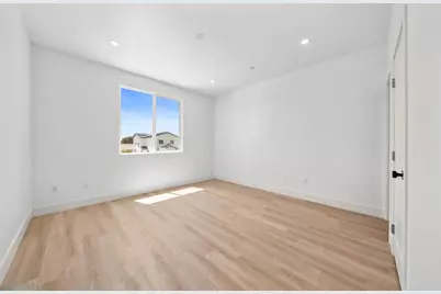 505 E 4th Street, National City, CA 91950 - Photo 15
