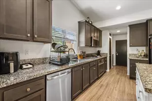 30667 Expedition Dr, Winchester, CA 92596 - Photo 5