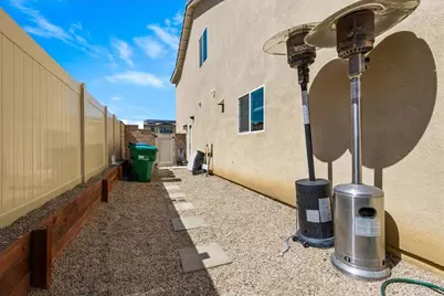 30667 Expedition Dr, Winchester, CA 92596 - Photo 41