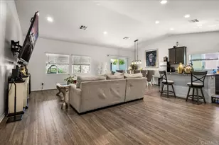 30667 Expedition Dr, Winchester, CA 92596 - Photo 13