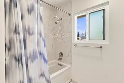 2112 E Vista Way #24, Vista, CA 92084 - Photo 17