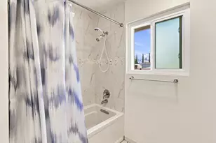 2112 E Vista Way, Vista, CA 92084 - Photo 17
