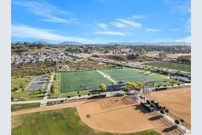 32522 Brunello Way, Temecula, CA 92591 - Photo 41