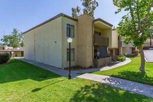 432 Edgehill Ln, Oceanside, CA 92054 - Photo 3