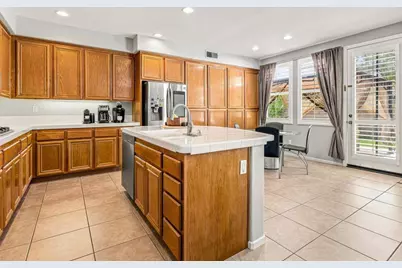 845 Esperanza Place, Chula Vista, CA 91914 - Photo 9