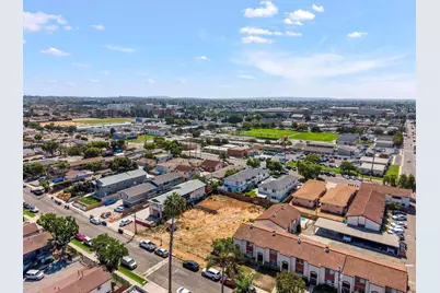 536 Park Way, Chula Vista, CA 91910 - Photo 9
