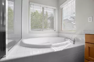 38292 Taylor Ln, Murrieta, CA 92563 - Photo 23