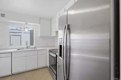 9457 Carlton Oaks Drive #B, Santee, CA 92071 - Photo 7
