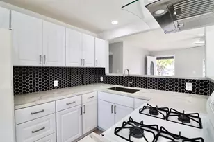 110 W Hall Ave, San Ysidro, CA 92173 - Photo 11