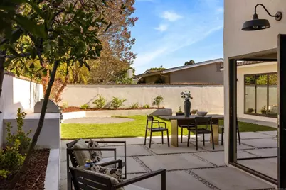 1812 Highland Dr, Newport Beach, CA 92660 - Photo 41