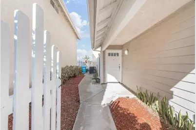 10679 Glendover Lane, San Diego, CA 92126 - Photo 31