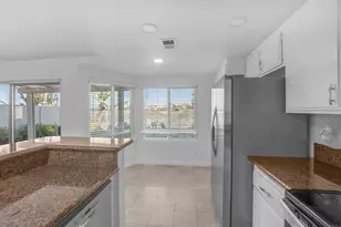 10679 Glendover Ln, San Diego, CA 92126 - Photo 7