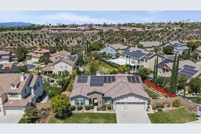 33982 Baystone Street, Temecula, CA 92592 - Photo 37