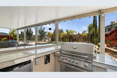 33982 Baystone Street, Temecula, CA 92592 - Photo 39
