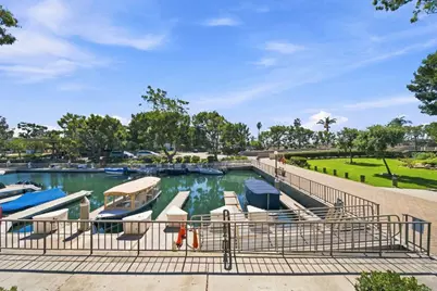 9126 Marina Pacifica Drive, Long Beach, CA 90803 - Photo 17