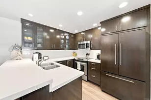 9126 Marina Pacifica Dr, Long Beach, CA 90803 - Photo 1