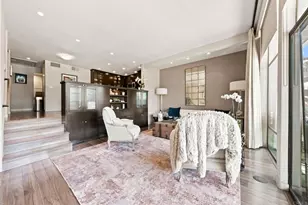 9126 Marina Pacifica Dr, Long Beach, CA 90803 - Photo 11