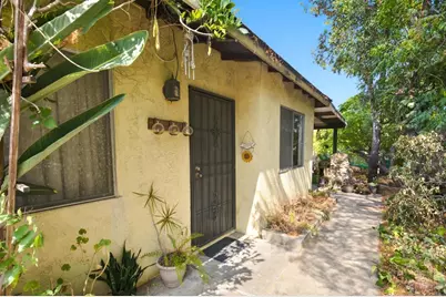 9049 Bubbling Wells Rd, Lakeside, CA 92040 - Photo 5