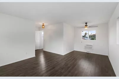 3813 Sierra Morena Avenue, Carlsbad, CA 92010 - Photo 15
