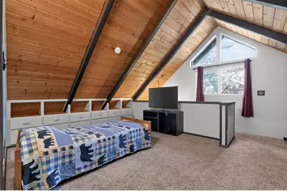 332 E Fairway Blvd, Big Bear City, CA 92314 - Photo 15