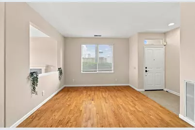 11595 Compass Dr Drive #8, San Diego, CA 92126 - Photo 3