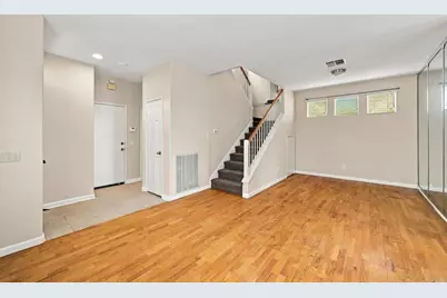 11595 Compass Dr Drive #8, San Diego, CA 92126 - Photo 5