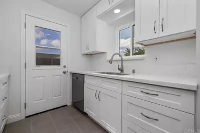 703 Hemlock Avenue, Imperial Beach, CA 91932 - Photo 13