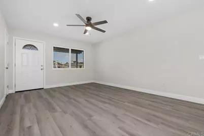 703 Hemlock Avenue, Imperial Beach, CA 91932 - Photo 5