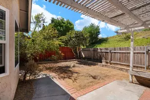 2115 Manzana Way, Paradise Hills, CA 92139 - Photo 21