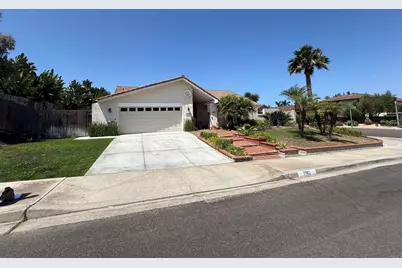 7701 Garboso Pl, Carlsbad, CA 92009 - Photo 3