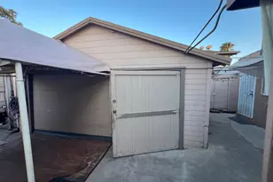 101 Woodlawn Ave, Chula Vista, CA 91910 - Photo 13