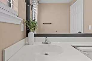39701 Kilkare Cir, Murrieta, CA 92562 - Photo 15