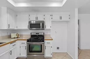 39701 Kilkare Cir, Murrieta, CA 92562 - Photo 11