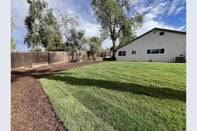 329 E South Avenue, Redlands, CA 92373 - Photo 27