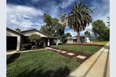329 E South Avenue, Redlands, CA 92373 - Photo 3