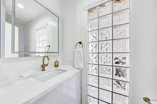 5850 Menorca Dr, San Diego, CA 92124 - Photo 13