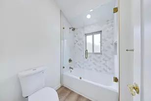 5850 Menorca Dr, San Diego, CA 92124 - Photo 39